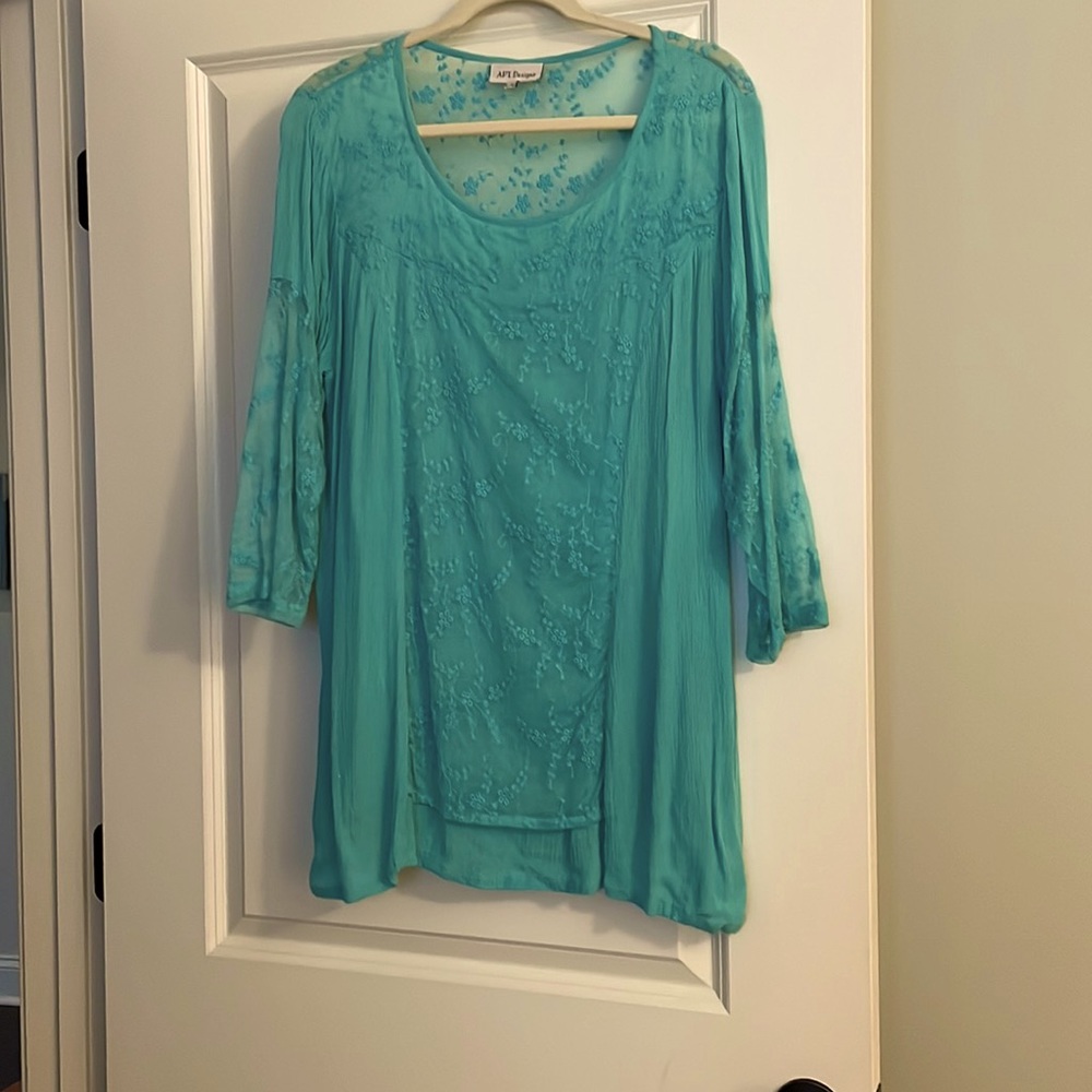 Turquoise lace and gauze top